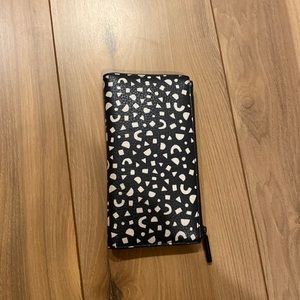 Dagne Dover Slim Wallet